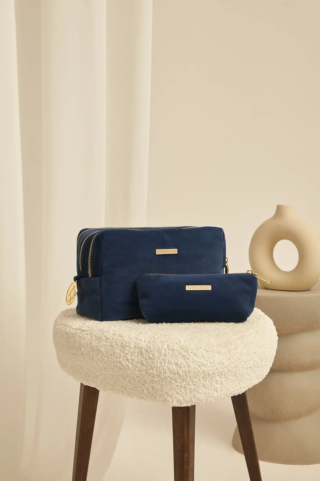 Madame Velvet Mini