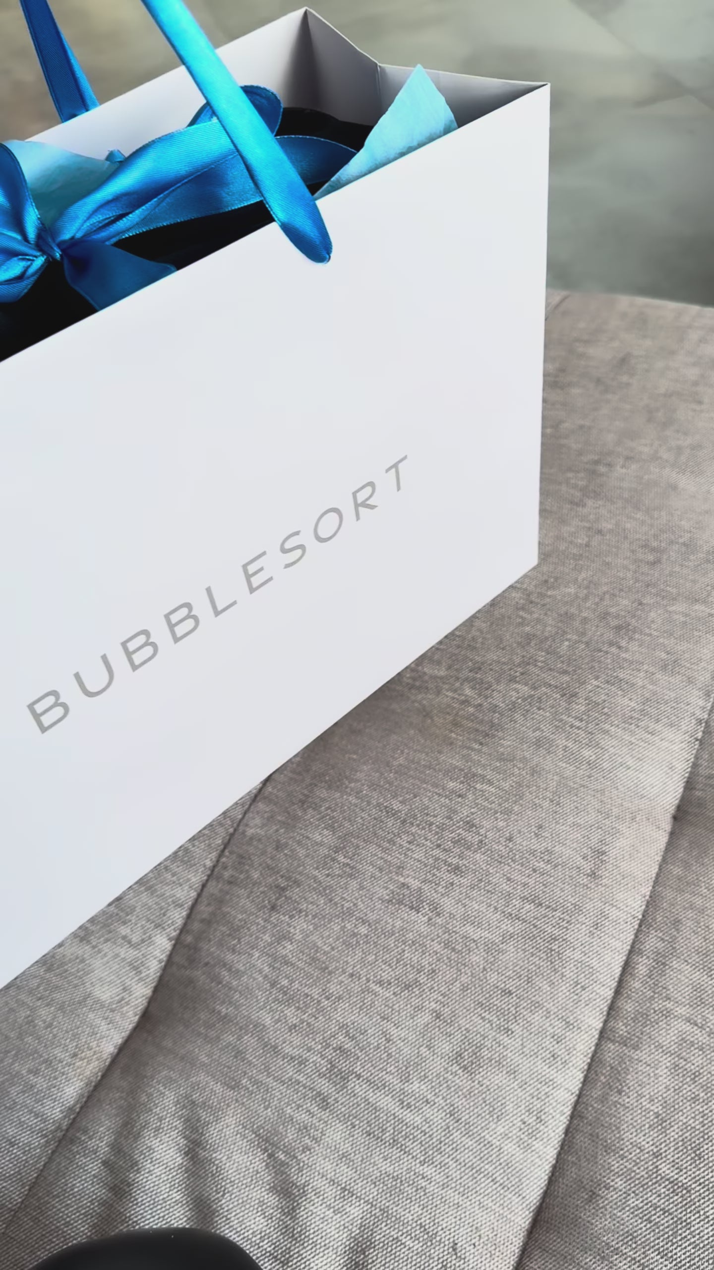 Madame Velvet Medium